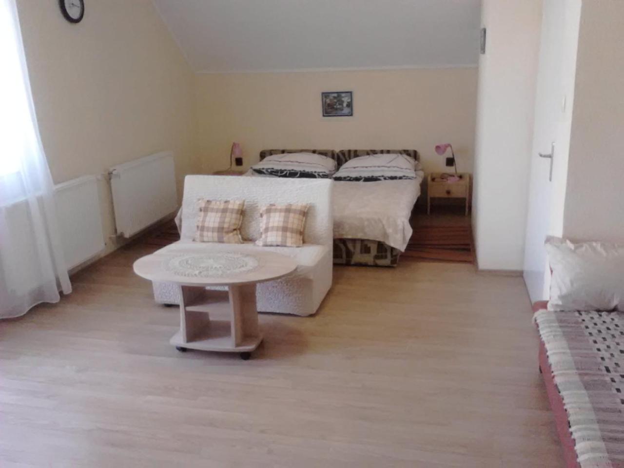 Friends Villa Apartments Hévíz Εξωτερικό φωτογραφία