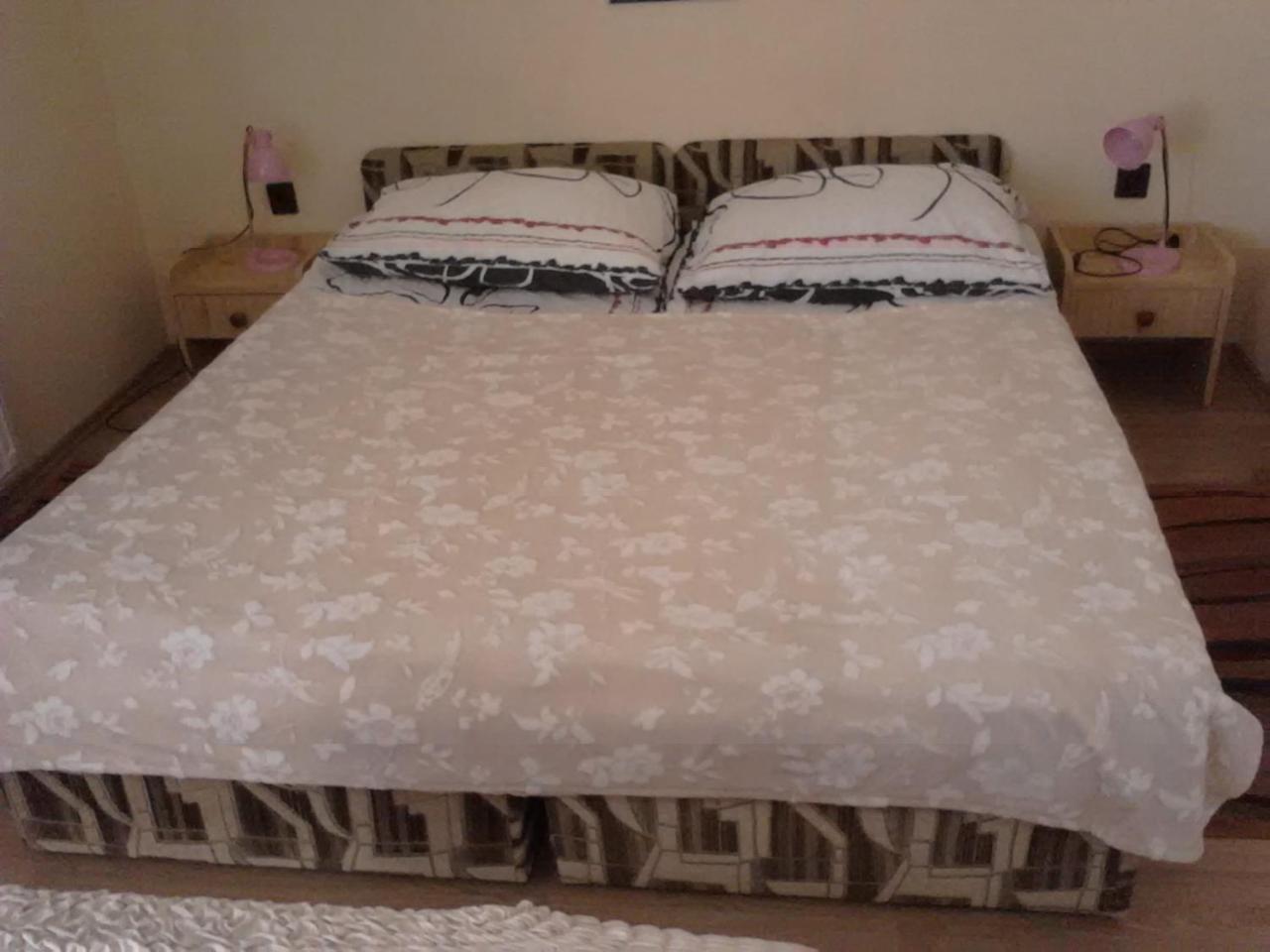 Friends Villa Apartments Hévíz Εξωτερικό φωτογραφία